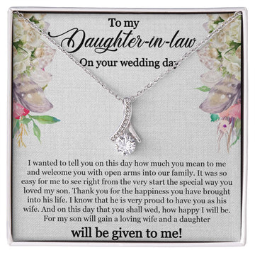 Attractive Necklaces With Good will Message to Daughter- in- law Online