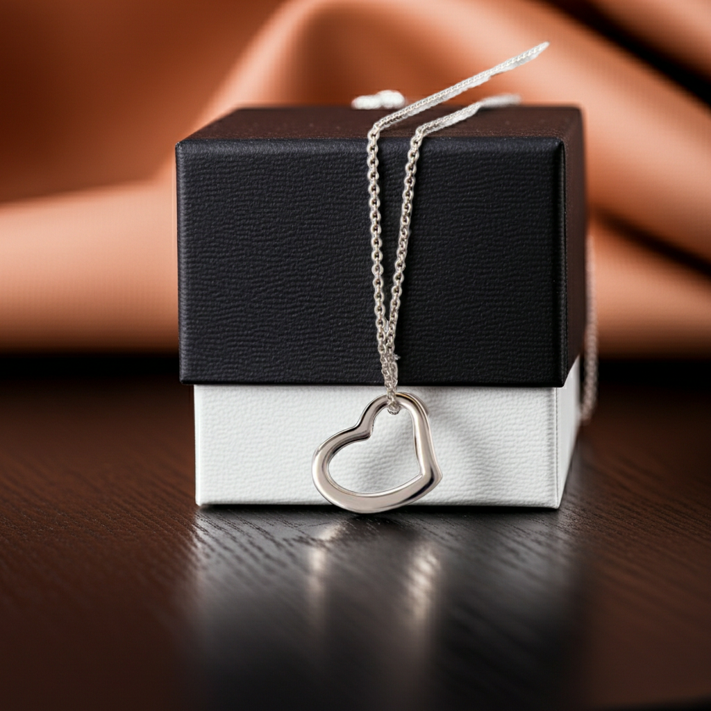 Delicate Heart Necklace: A Meaningful Gift That Speaks from the Heart