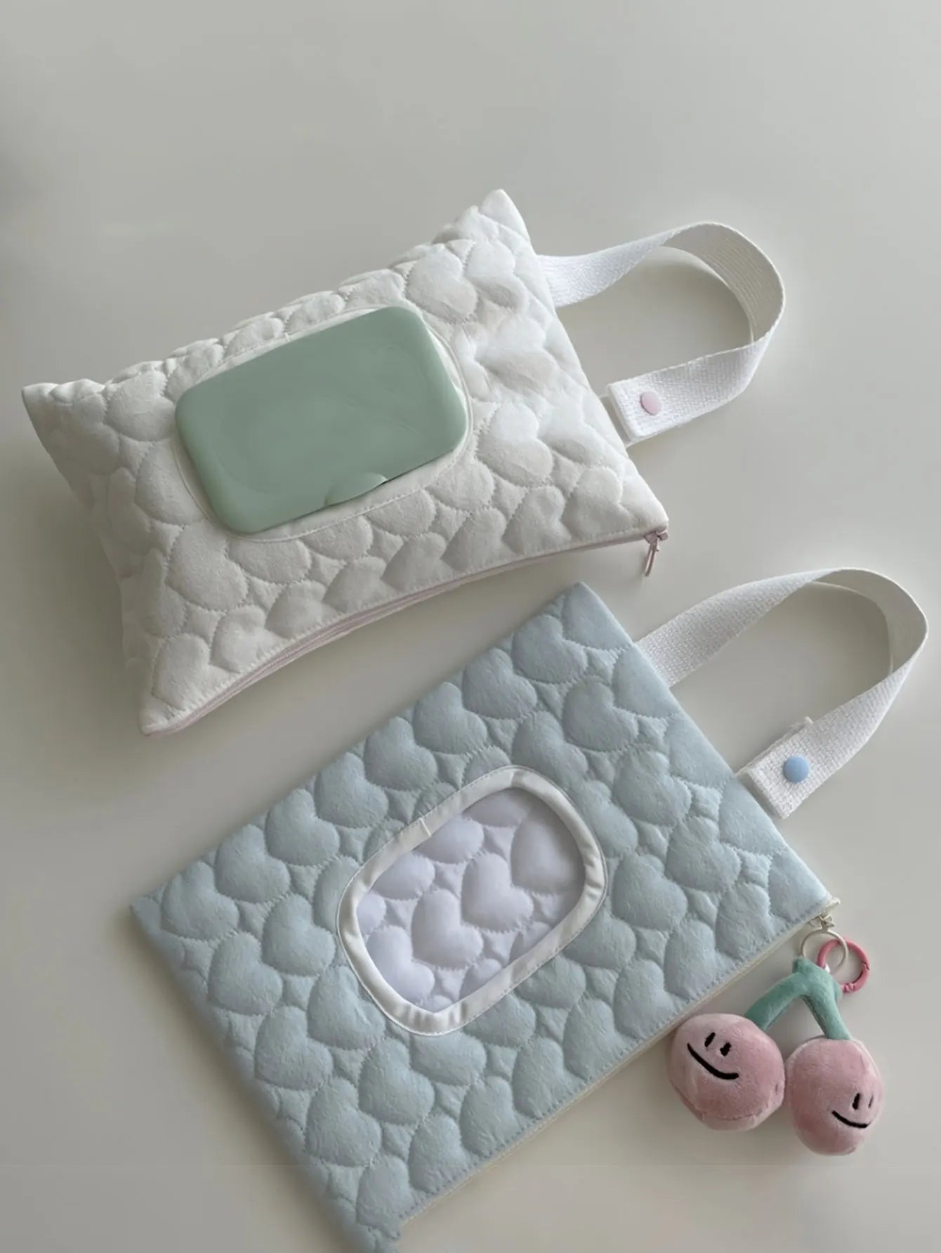 1pc heart-shaped quilted fabric tissue box with a button design,Portable, high-capacity Tissue bag for car tissue holder or wet