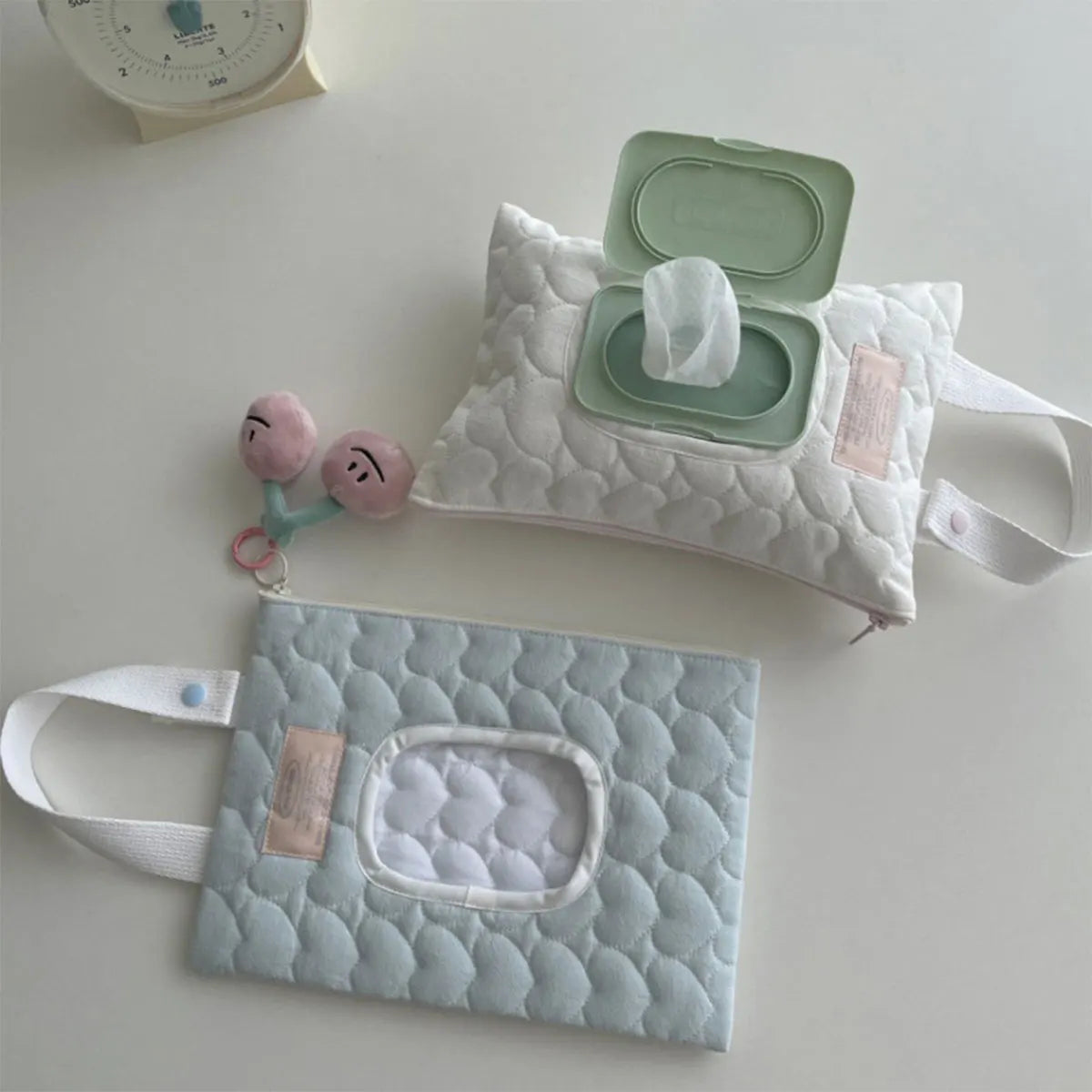 1pc heart-shaped quilted fabric tissue box with a button design,Portable, high-capacity Tissue bag for car tissue holder or wet