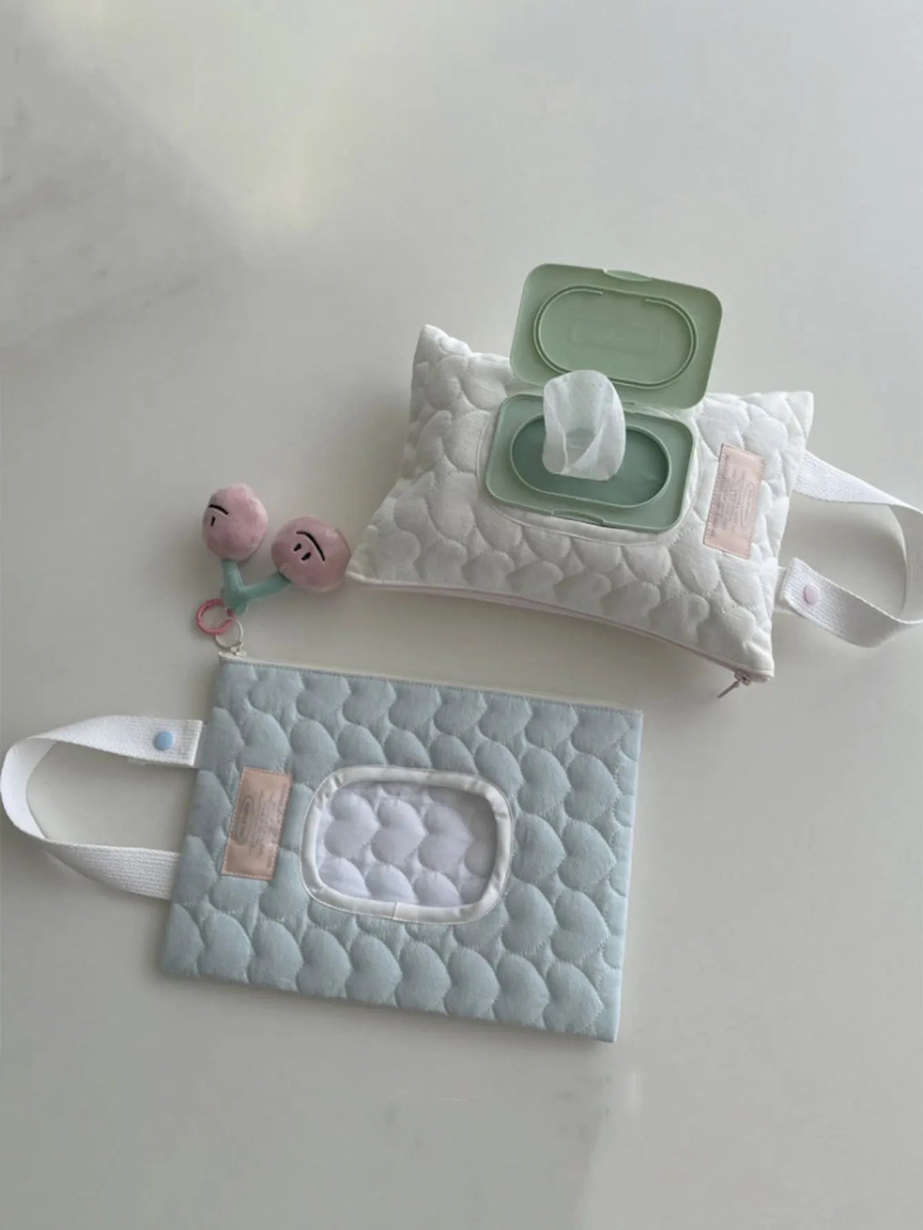 1pc heart-shaped quilted fabric tissue box with a button design,Portable, high-capacity Tissue bag for car tissue holder or wet