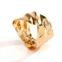 Upgrade Your Style with the Trendy Hollow Out Cuff Bracelet from DIEZI 2234 gold