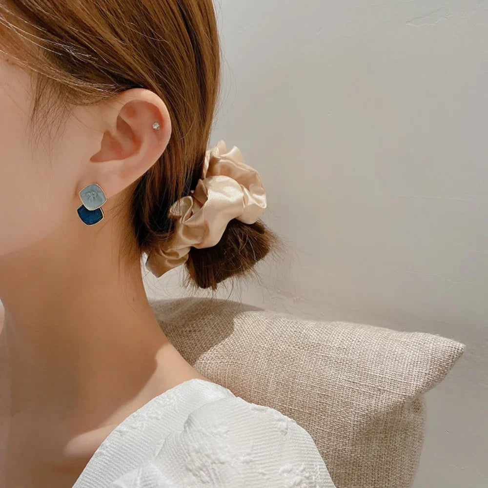 Klein Blue Chic 925 Silver Stud Earrings for Women Bowknot Heart Flowers Hoops Cute Earring Daily Stylish Acrylic Jewelry Aretes