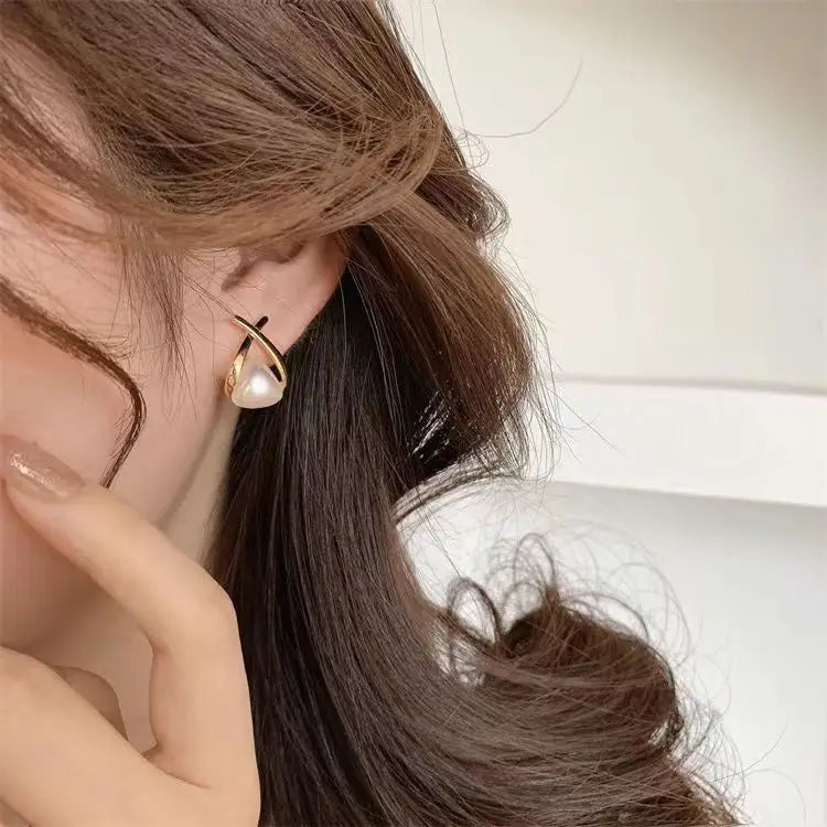Korean Fashion Metal Cross Inlaid Pearl Earrings Romantic Wedding Commemorative Gift Outstanding Women's Jewelry Women's Earring